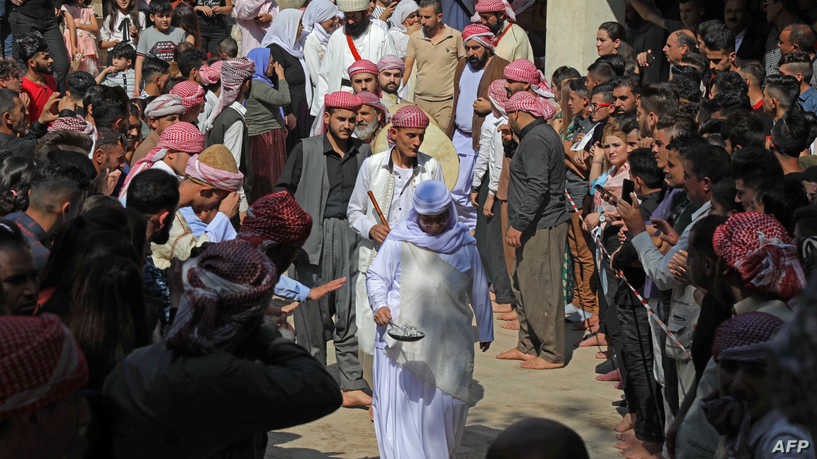 تتويج “بابا شيخ” جديد للأيزيديين في العراق